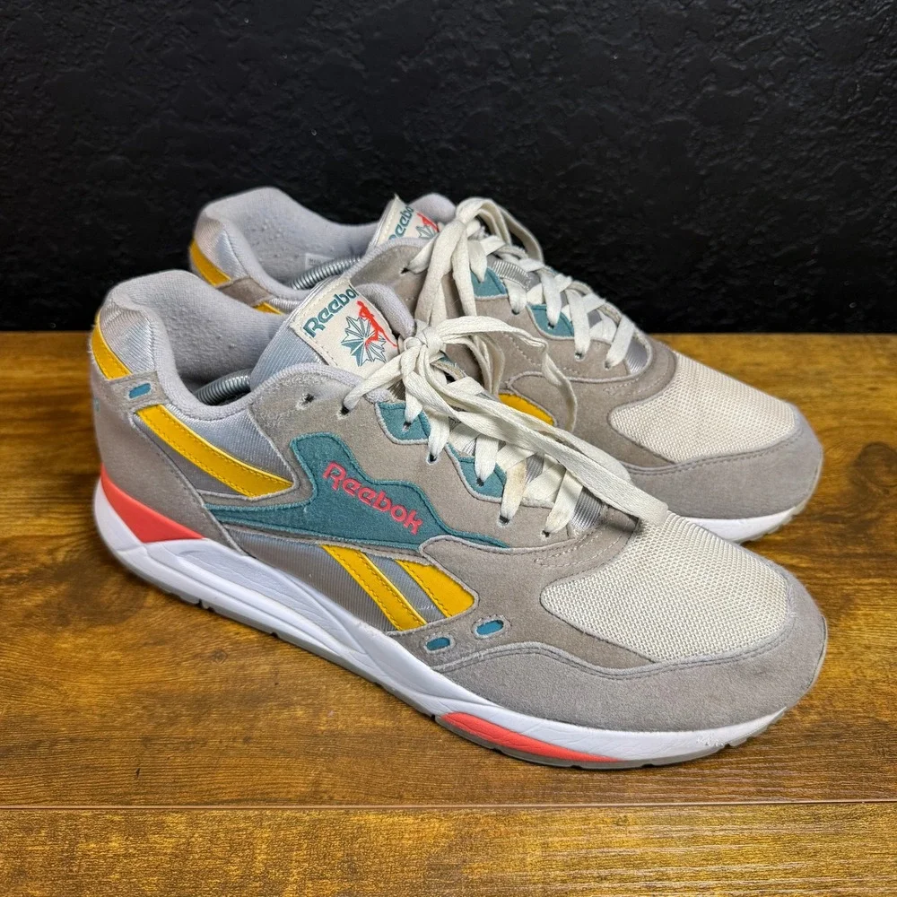 Reebok Bolton DV5646 Grey Yellow Teal Suede Mesh Sneakers Mens Size 11